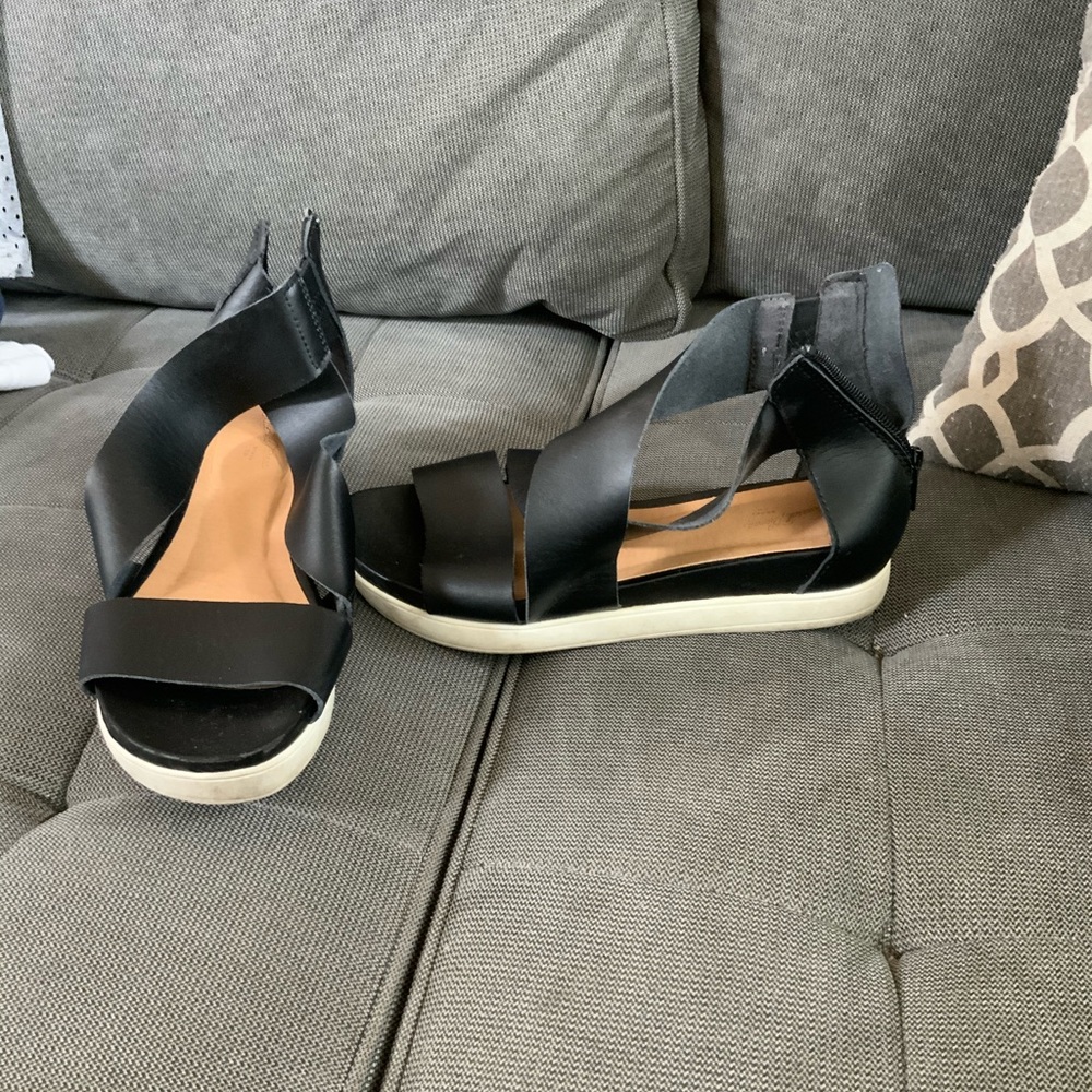 Strapy platforms - Picture 3 of 3